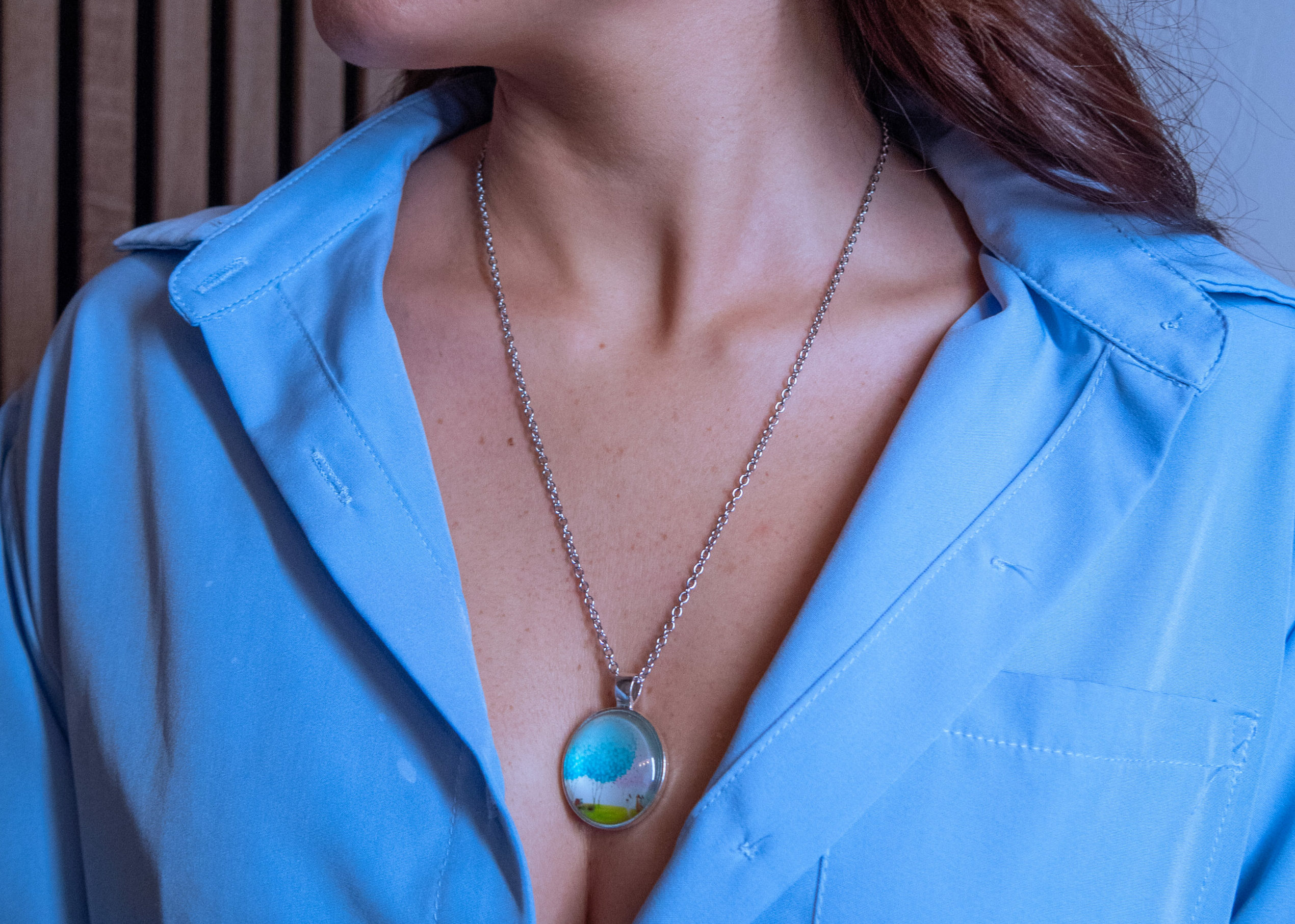 Collier Arbres fleuris bleus